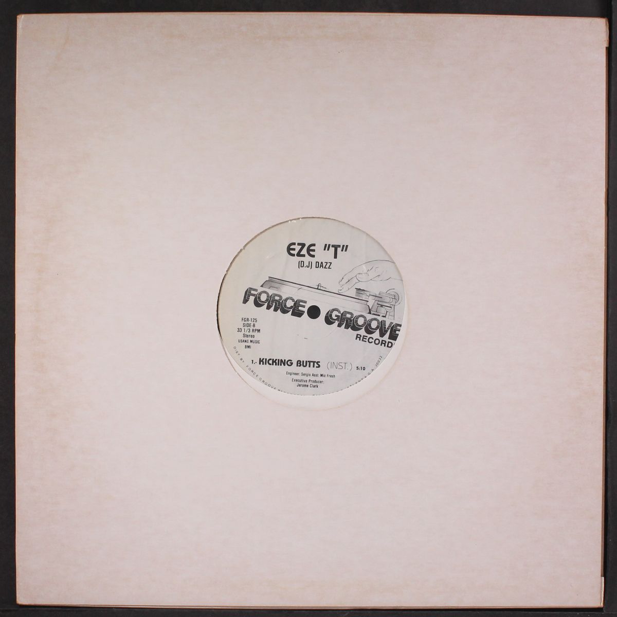 kicking butts / instro by EZE "T"