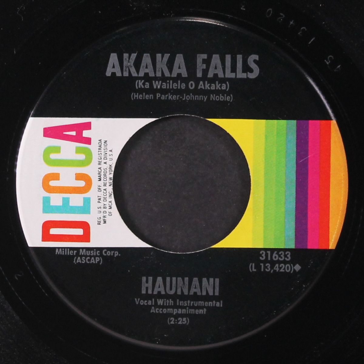 akaka falls / pearly shells by HAUNANI