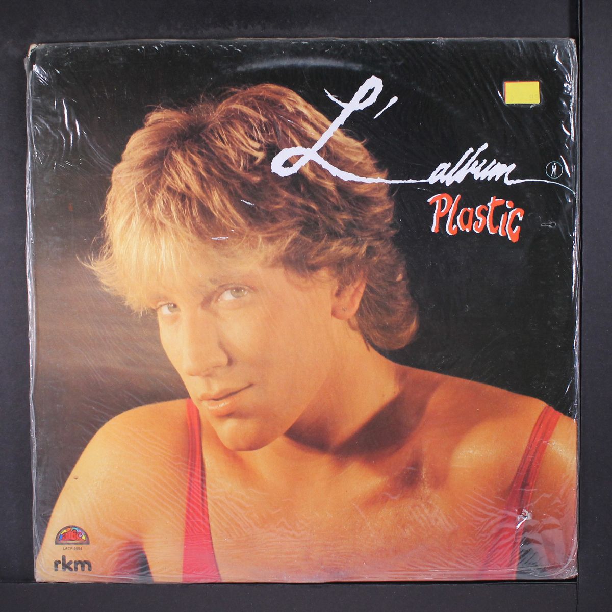 l'album by PLASTIC BERTRAND