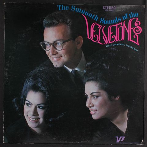 VELVETONES