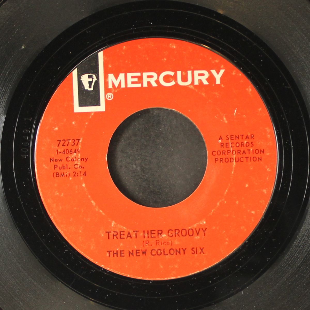 treat her groovy / rap a tap by NEW COLONY SIX
