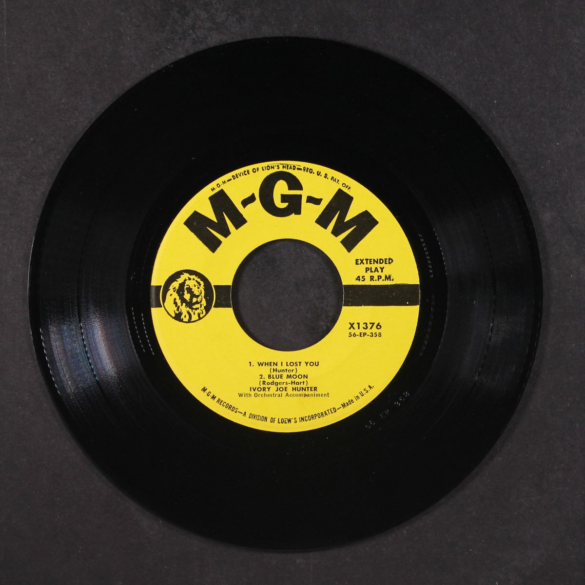 i get that lonesome feeling by IVORY JOE HUNTER