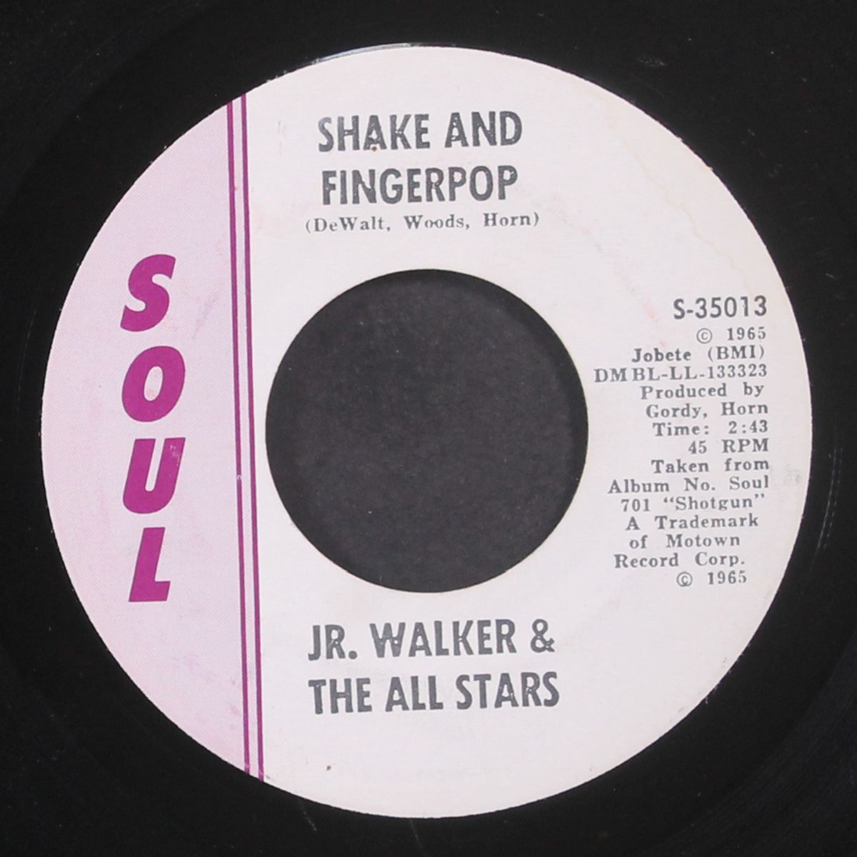 cleo's back / shake and fingerpop by JR. WALKER