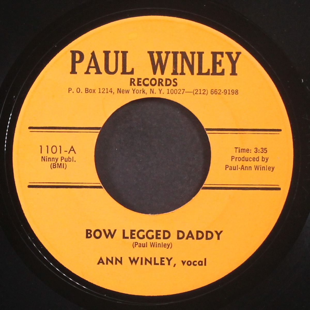 bow legged daddy / instro by WILLIS JACKSON & ANN WINLEY
