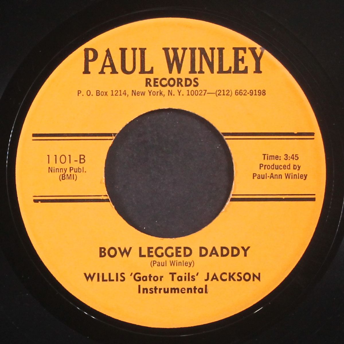 bow legged daddy / instro by WILLIS JACKSON & ANN WINLEY