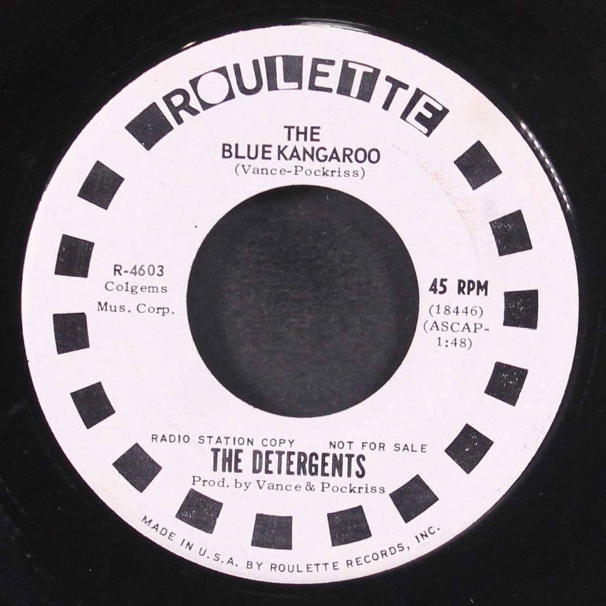 double-o-seven / the blue kangaroo by DETERGENTS