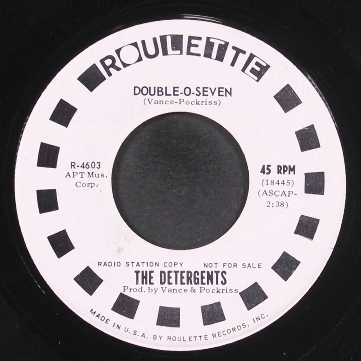 double-o-seven / the blue kangaroo by DETERGENTS