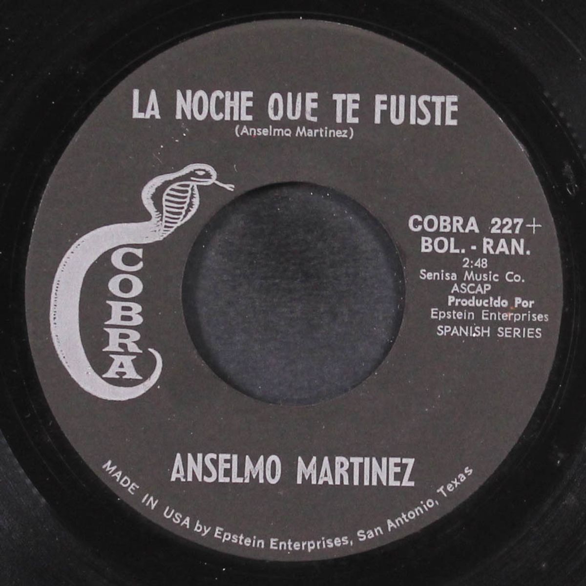 la noche que te fuiste / hidalia by ANSELMO MARTINEZ