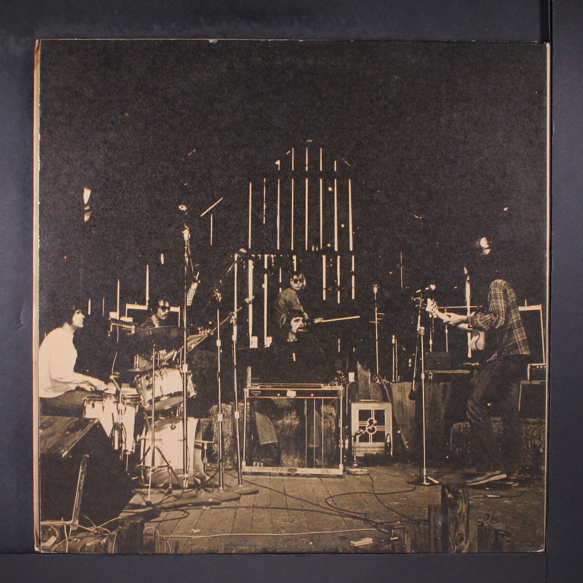 harvest by NEIL YOUNG