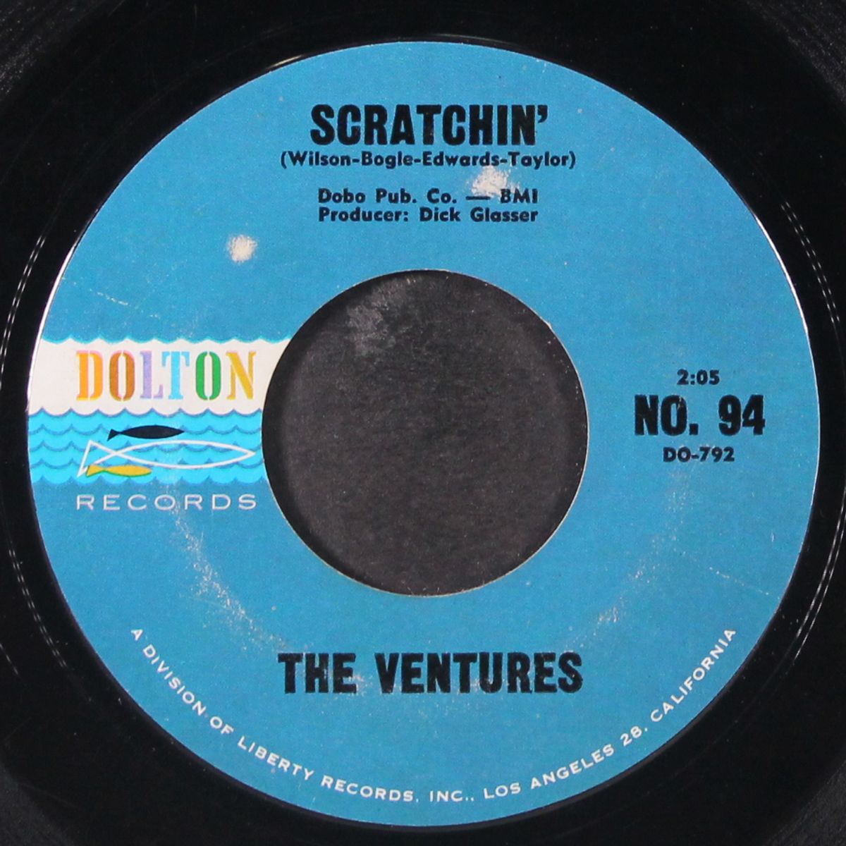 fugitive / scratchin' by VENTURES