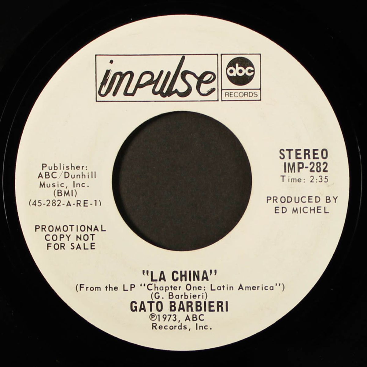 la china / mono by GATO BARBIERI