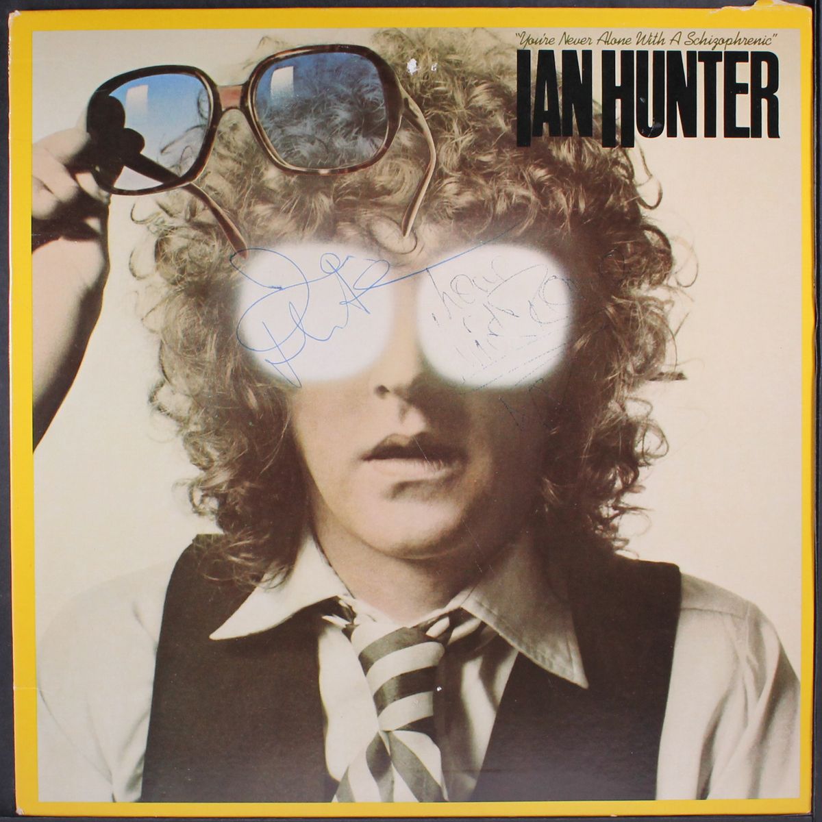 you're never alone with a schizophrenic by IAN HUNTER