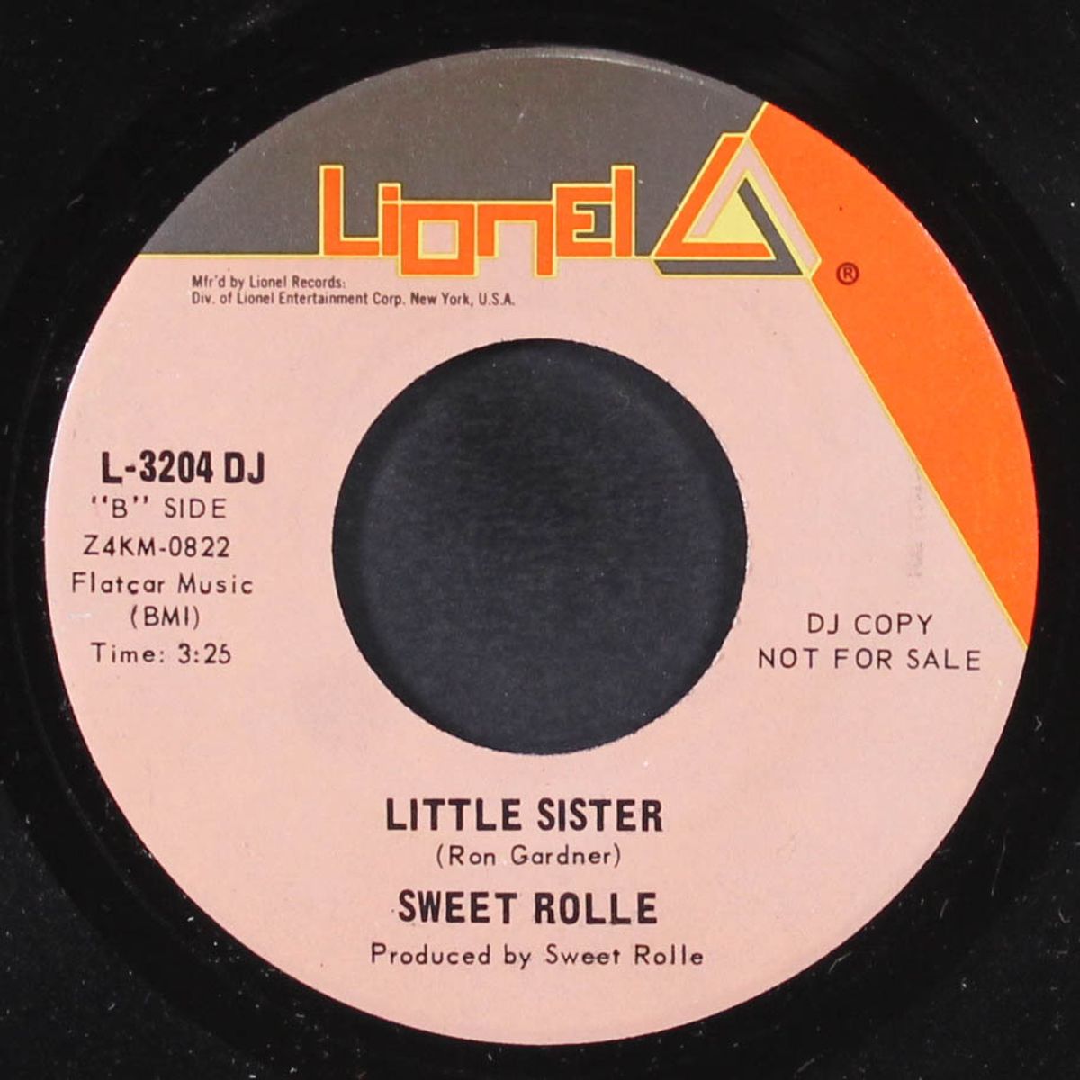 squares & triangles / little sister by SWEET ROLLE
