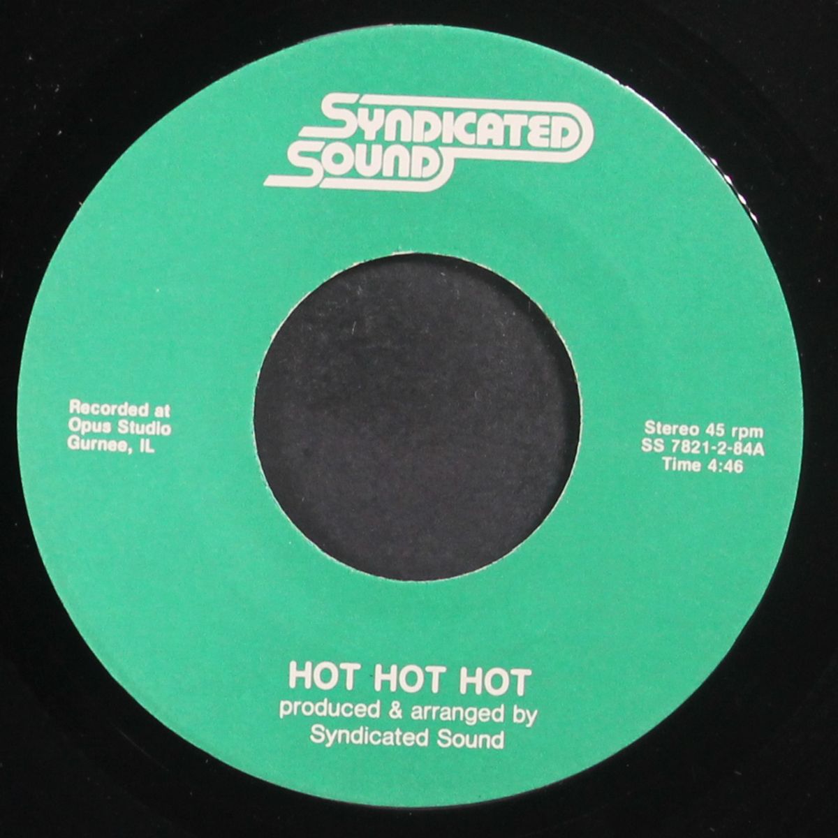 lake shore drive / hot hot hot by SYNDICATED SOUND