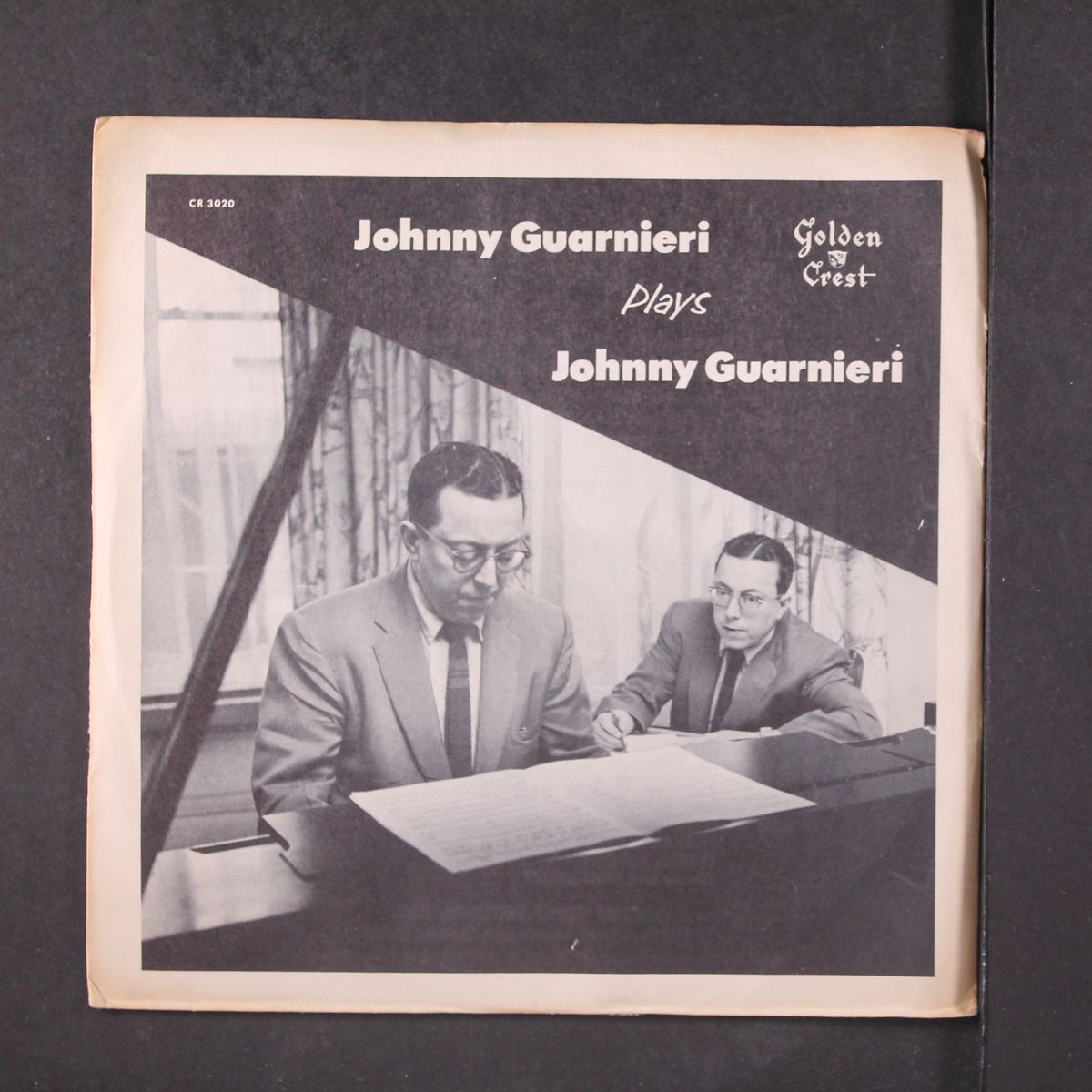 plays johnny guarnieri by JOHNNY GUARNIERI