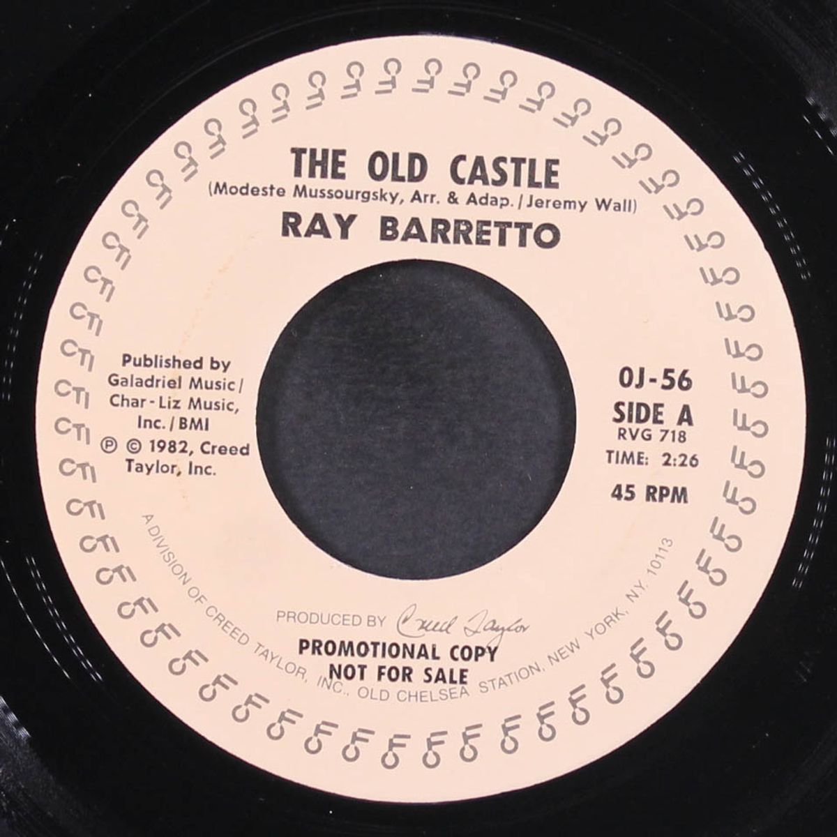 la cuna / the old castle by RAY BARRETTO