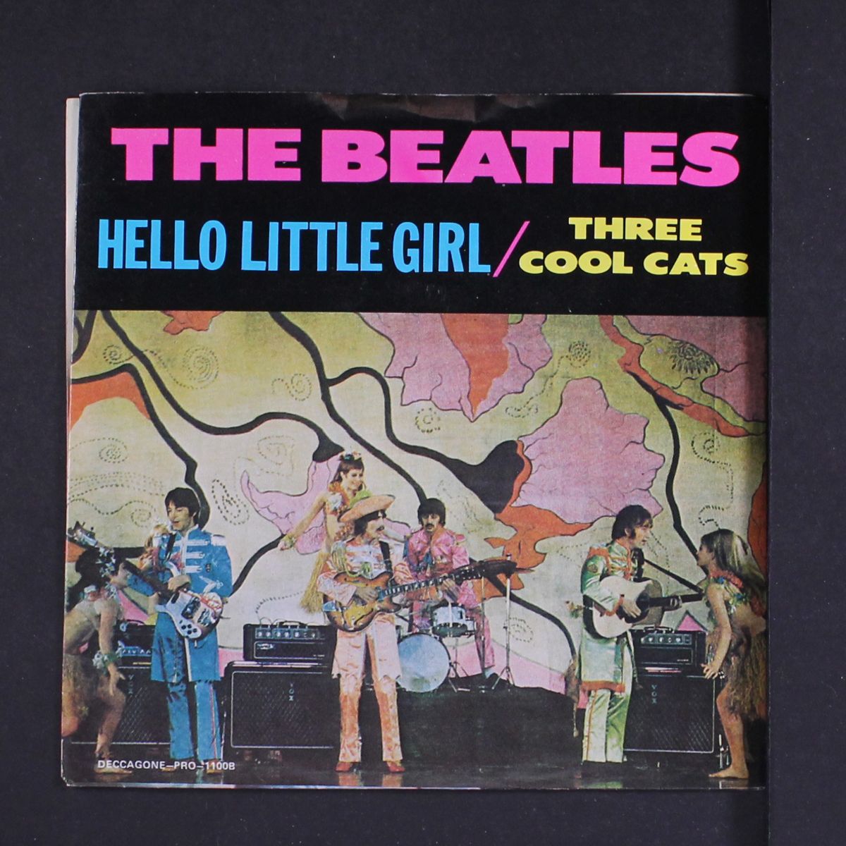 three cool cats / hello little girl by BEATLES