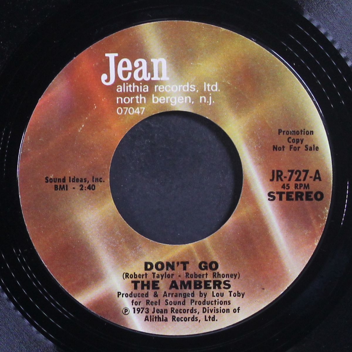 don't go / soul in room #401 by AMBERS