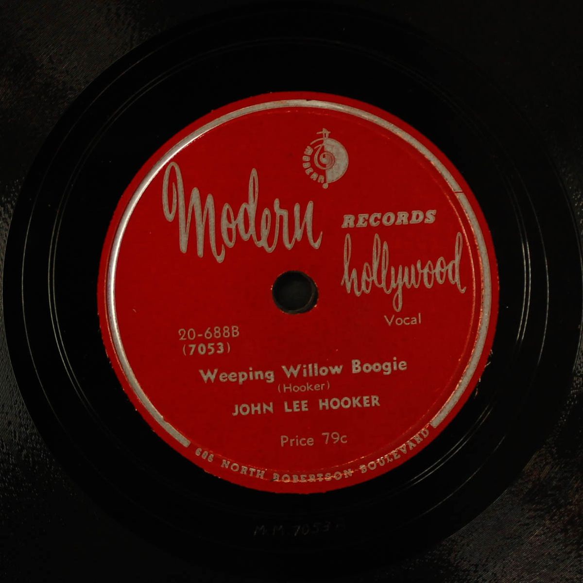 whistlin' and moanin' blues / weeping willow by JOHN LEE HOOKER