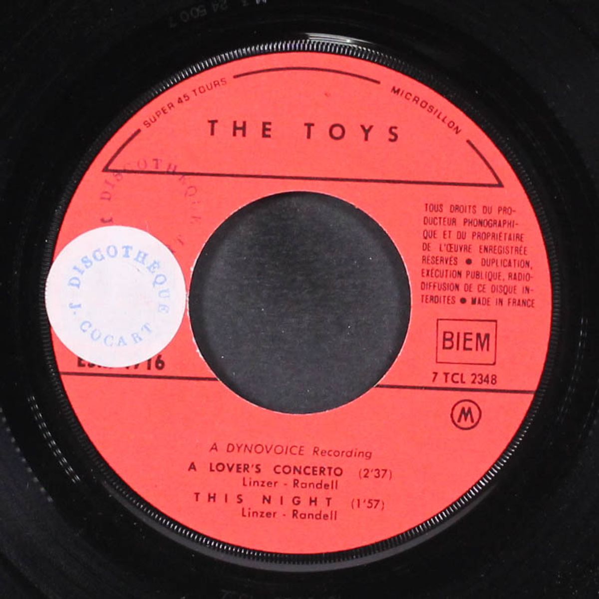 a lover's concerto by TOYS