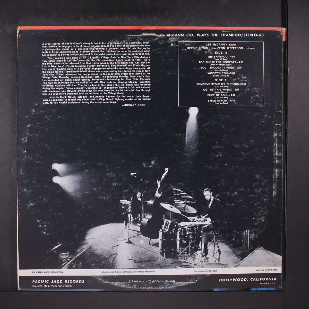 plays the shampoo at the village gate by LES MCCANN
