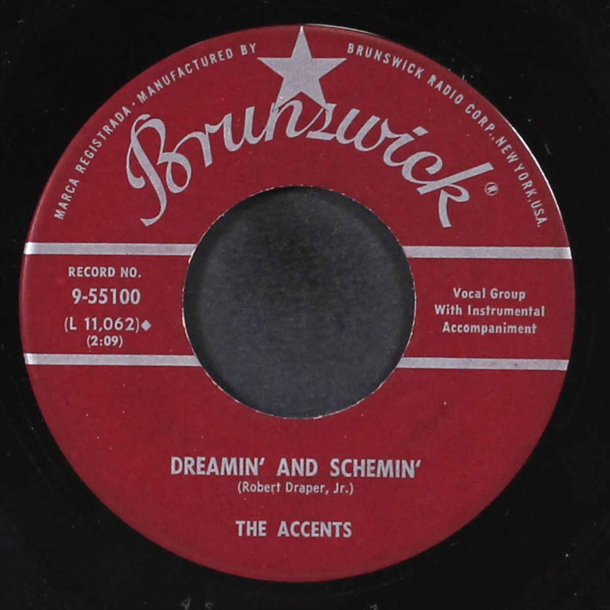 wiggle wiggle / dreamin' and schemin' by ACCENTS