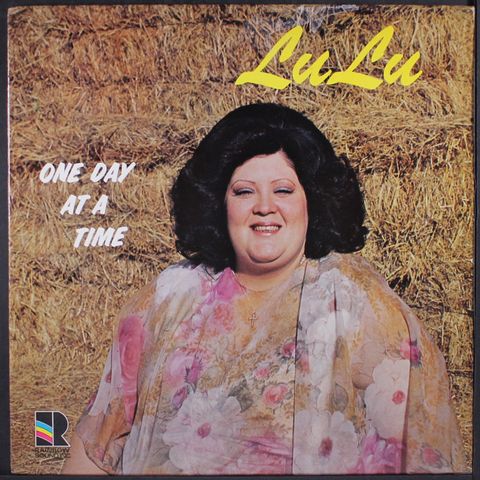 LULU ROMAN