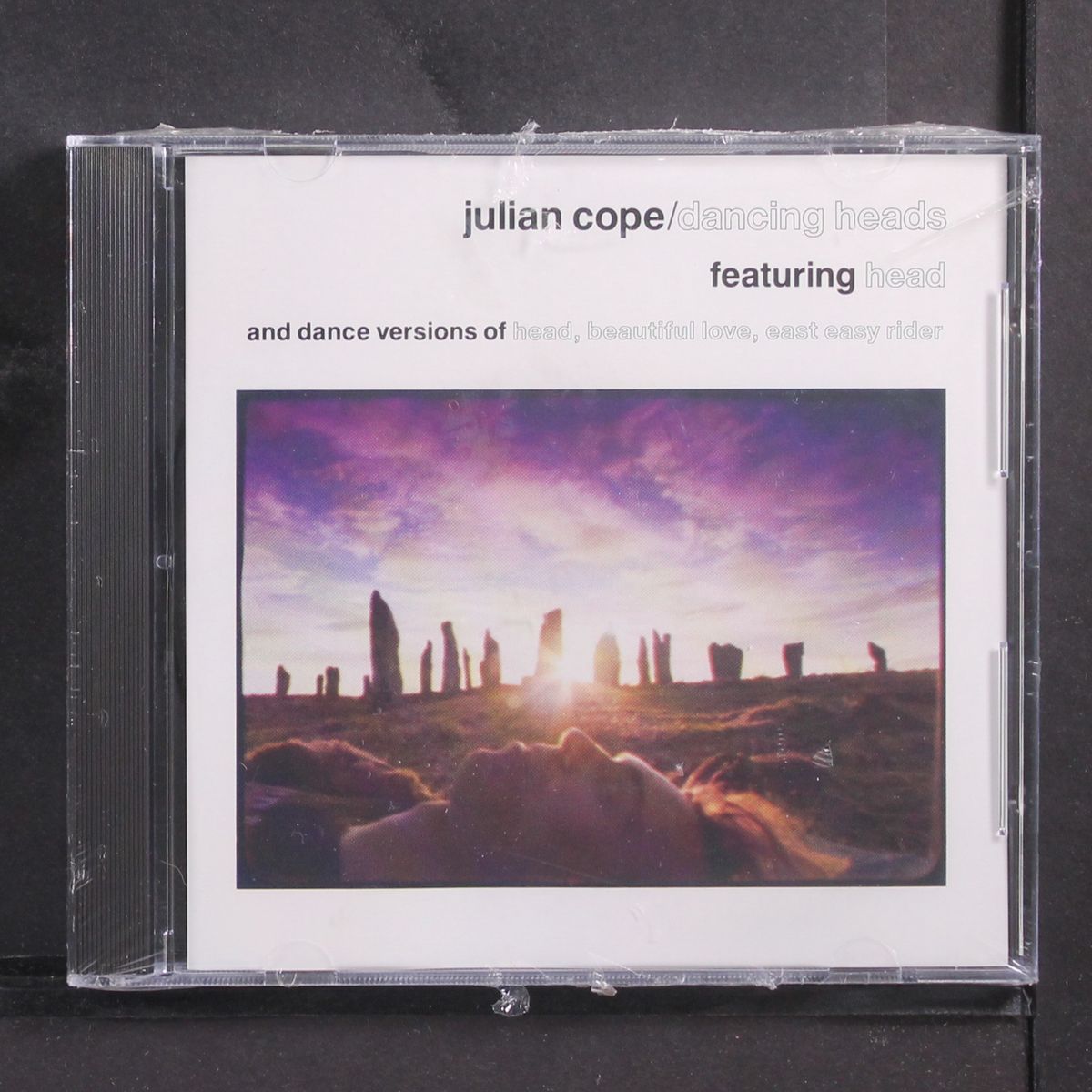 dancing heads by JULIAN COPE