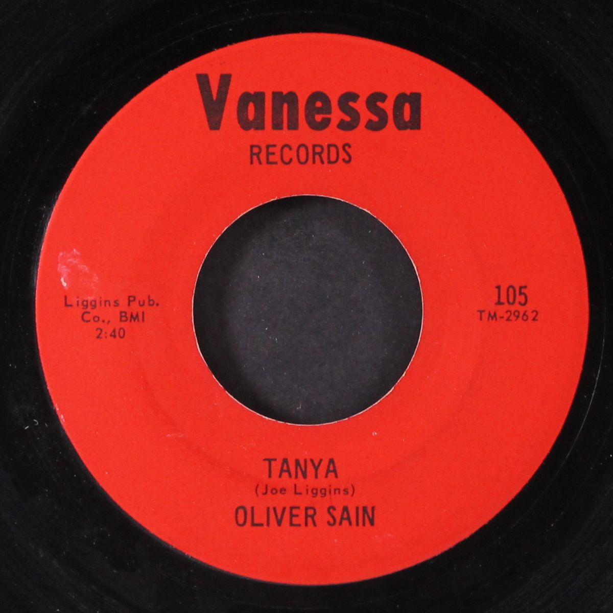 african walk / tanya by OLIVER SAIN
