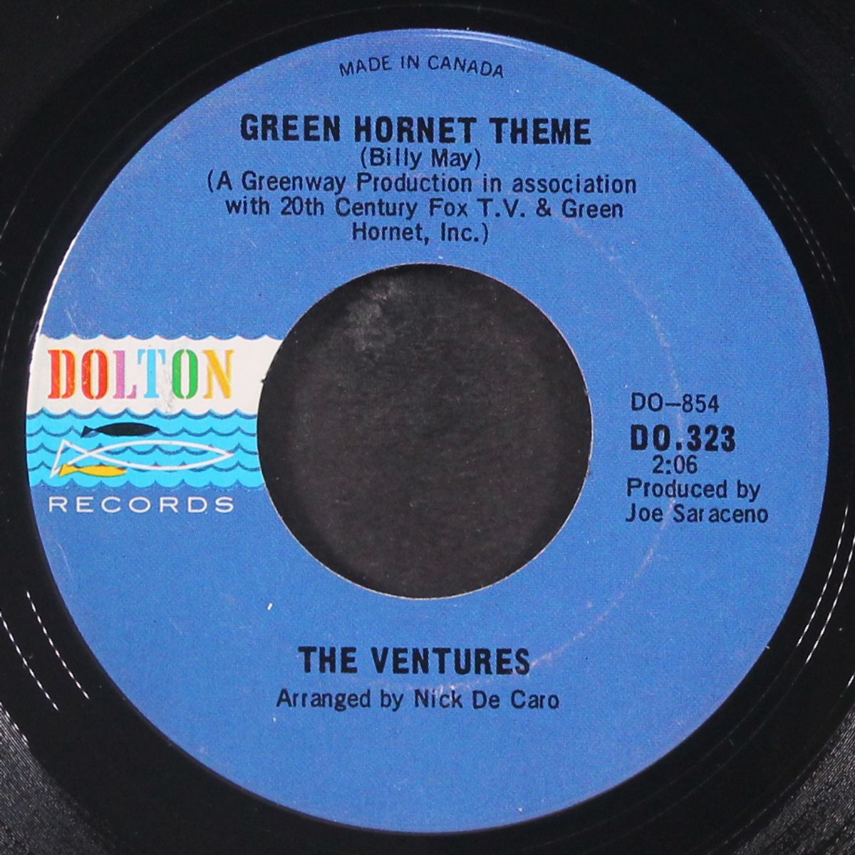 green hornet theme / fuzzy and wild by VENTURES