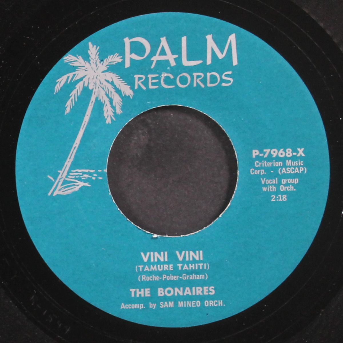 vini vini / my lovely lei by BONAIRES