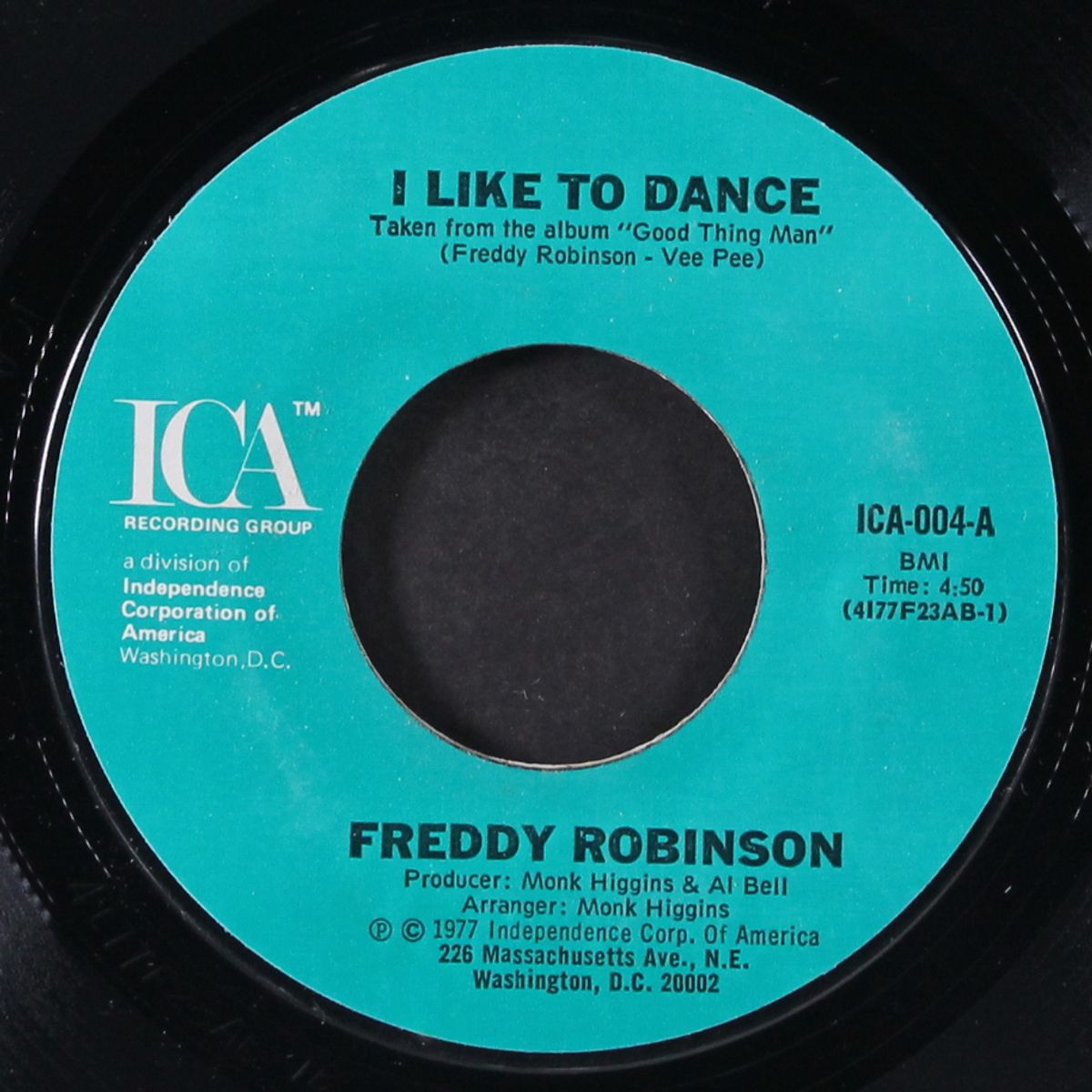 i like to dance / knee bone by FREDDIE ROBINSON