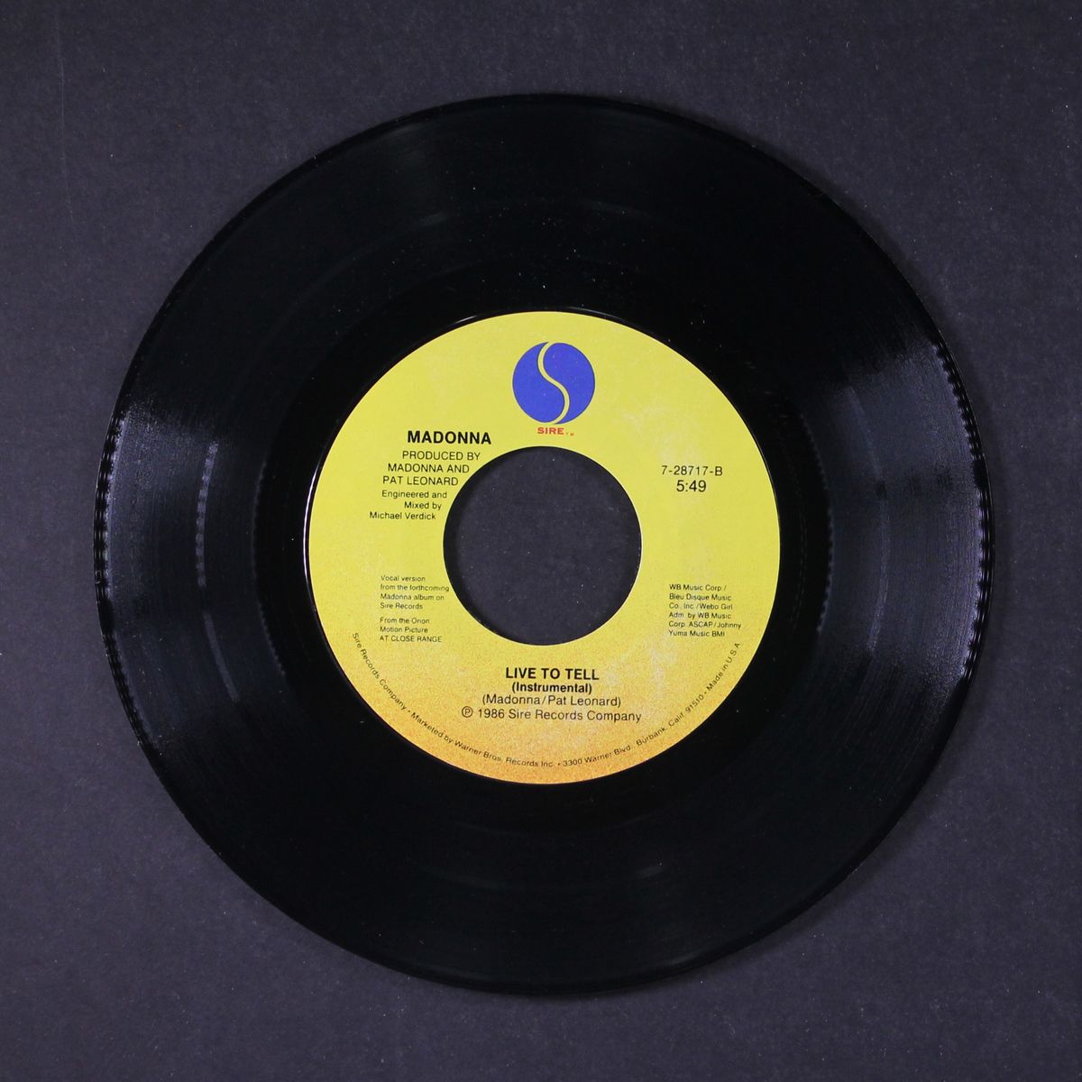 live to tell / instrumental by MADONNA