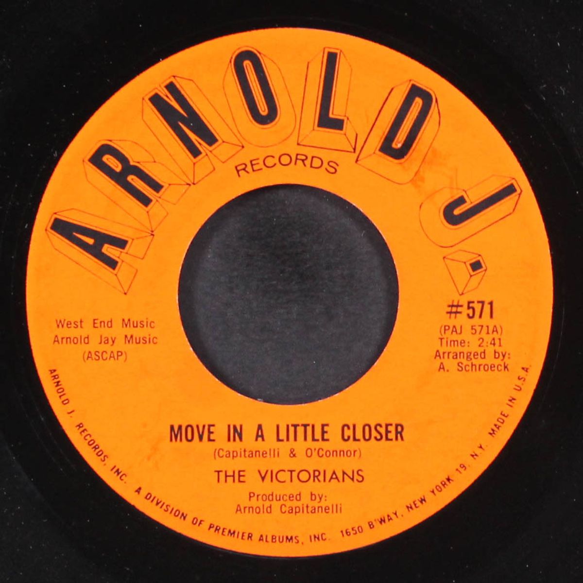 move in a little closer / lovin' by VICTORIANS
