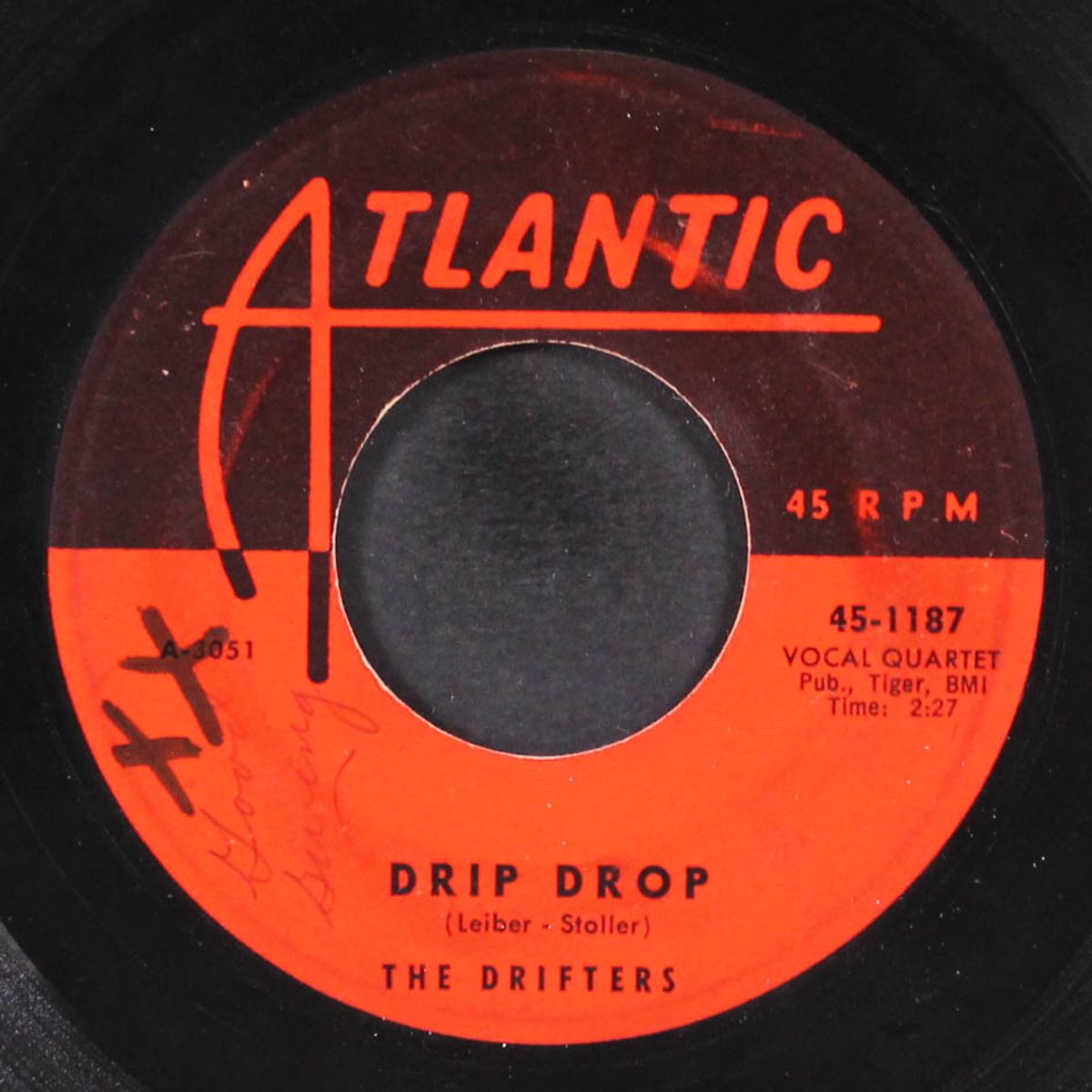 drip drop / moonlight bay by DRIFTERS