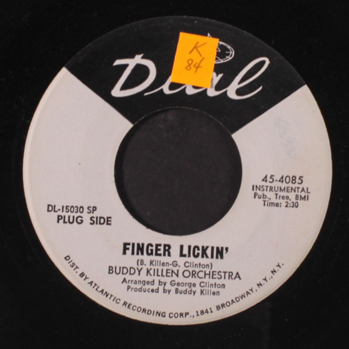 finger lickin' / chicken pickin' by BUDDY KILLEN