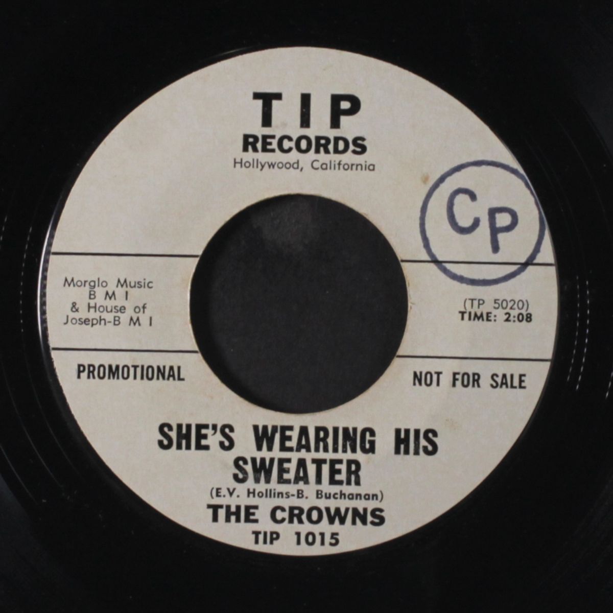 she's wearing his sweater / ole' by CROWNS