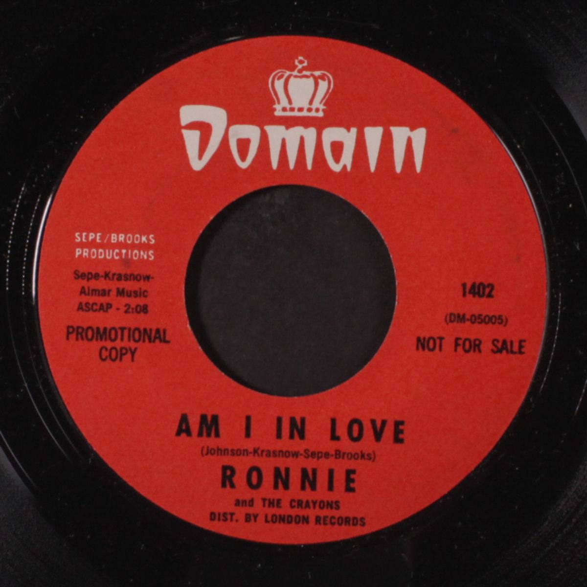 am i in love by RONNIE & CRAYONS
