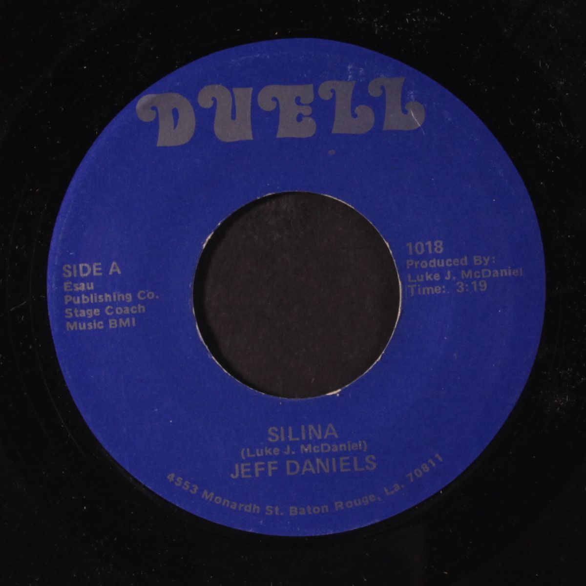 cadillacin / silina by JEFF DANIELS