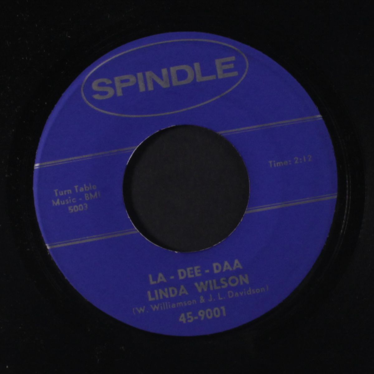 la-dee da / dreamy eyes by LINDA WILSON