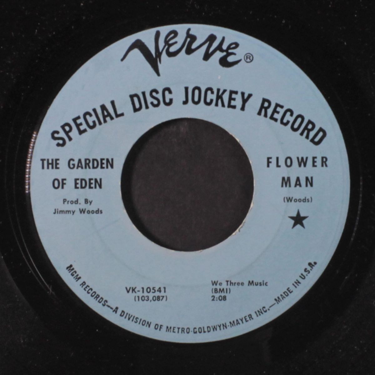 flower man / samantha by GARDEN OF EDEN