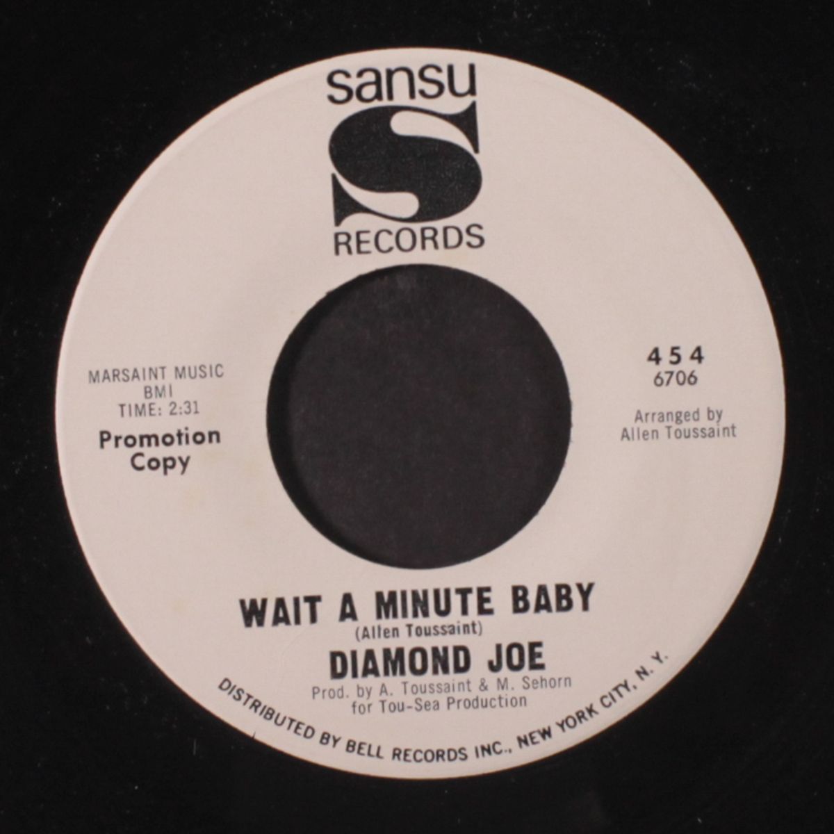 wait a minute baby / how to pick a winner by DIAMOND JOE