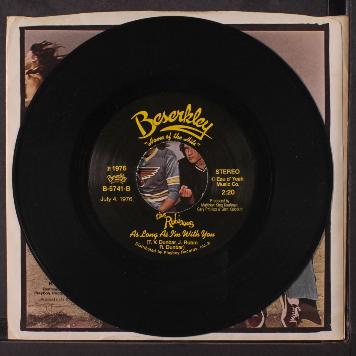 i think we're alone now / mono by RUBINOOS