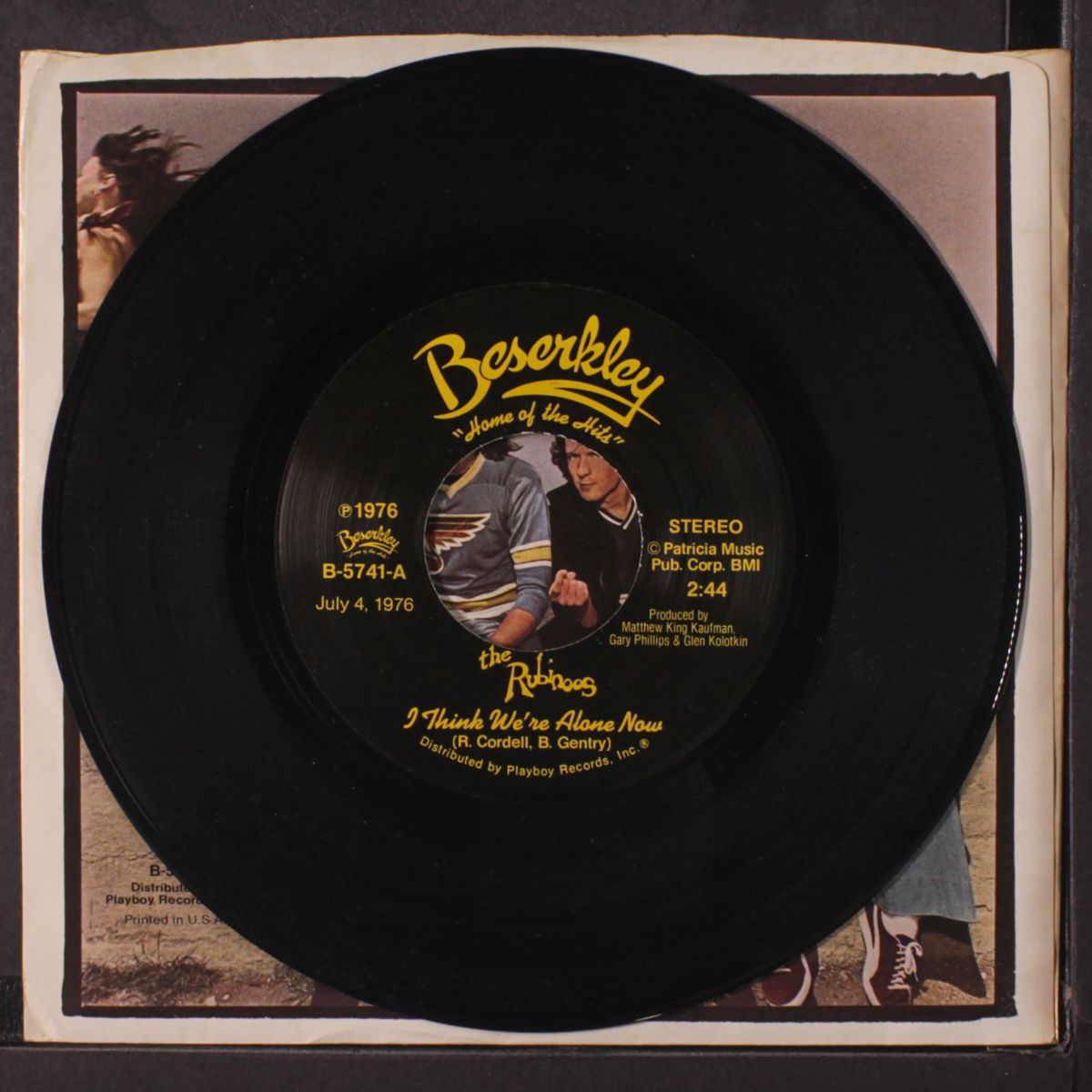 i think we're alone now / mono by RUBINOOS