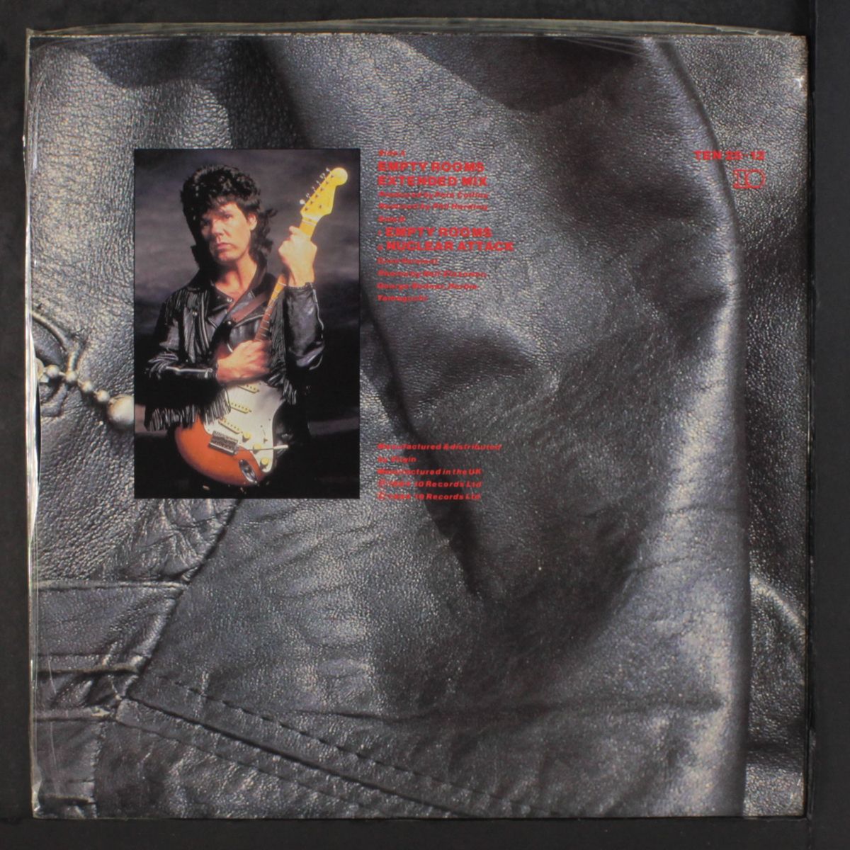 empty rooms by GARY MOORE