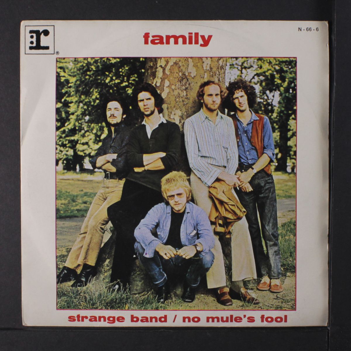 strange band / no mule's fool by FAMILY