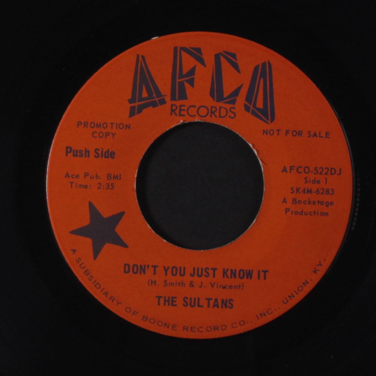 don't you just know it / she loves me by SULTANS