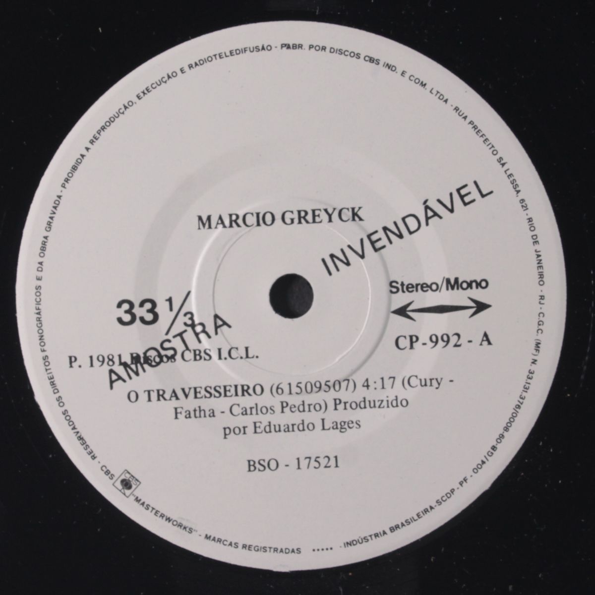 o travesseiro / same by MARCIO GREYCK