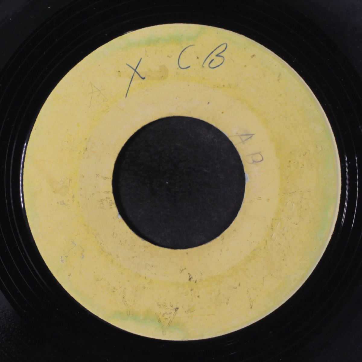 leave earth / wigger wee shuffle by DERRICK MORGAN
