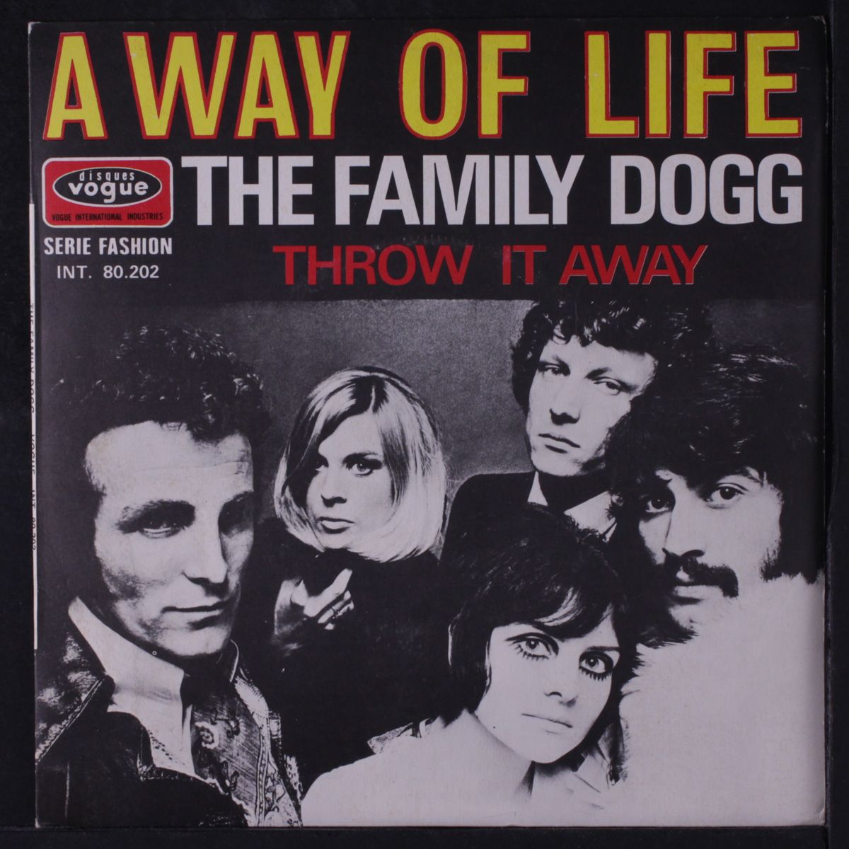 a way of life / throw it away by FAMILY DOGG